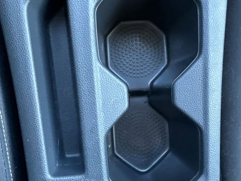 Certified 2025 Volkswagen Jetta S image 38