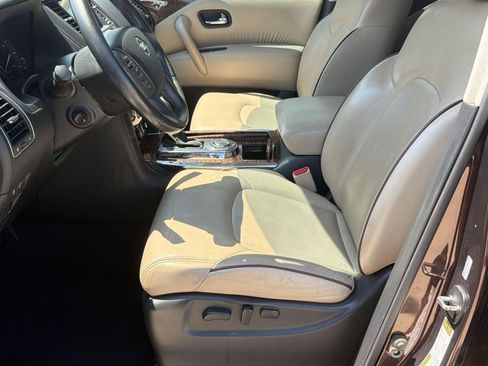 Used 2018 Nissan Armada Platinum w/ Interior Lighting Package RWD image 5