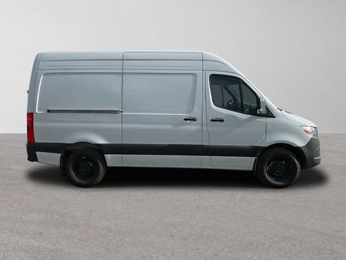 New 2026 Mercedes-Benz Sprinter 2500 image 2