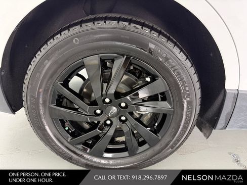 Used 2023 Chevrolet Equinox LS w/ LS Convenience Package FWD image 13