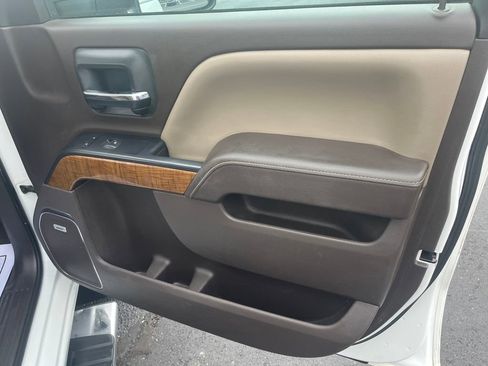 Used 2015 GMC Sierra 2500 SLT w/ Duramax Plus Package image 30