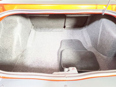Used 2009 Dodge Challenger SRT8 RWD image 24