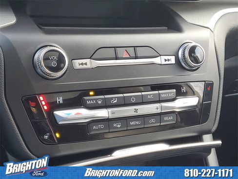 Used 2020 Ford Explorer XLT w/ Equipment Group 202A image 26