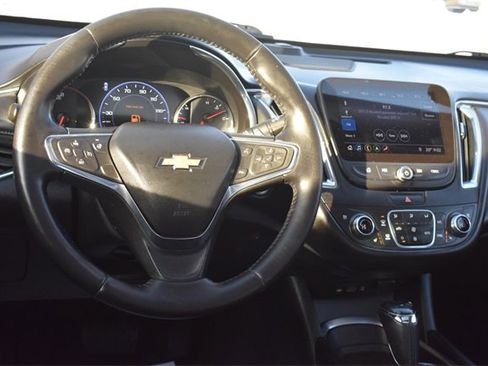 Used 2020 Chevrolet Malibu Premier image 21