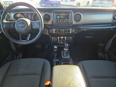 Used 2019 Jeep Wrangler Unlimited Sport S image 10