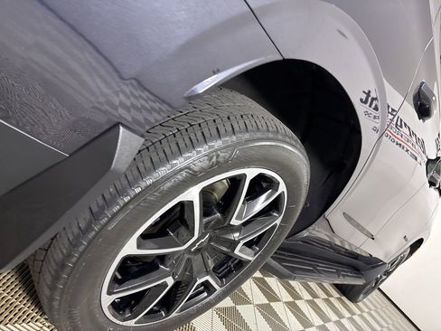 Used 2023 Chevrolet Tahoe RST image 35