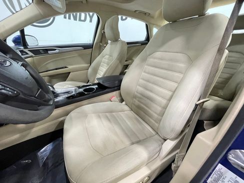 Used 2013 Ford Fusion SE FWD image 12