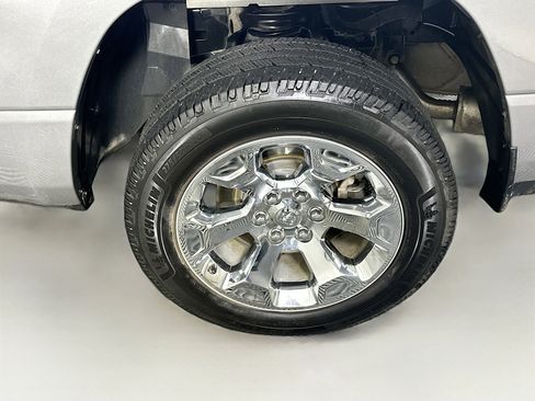 Used 2022 RAM 1500 Lone Star AWD/4WD image 11
