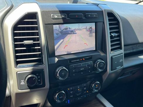 Used 2020 Ford F150 Lariat w/ FX4 Off-Road Package AWD/4WD image 31