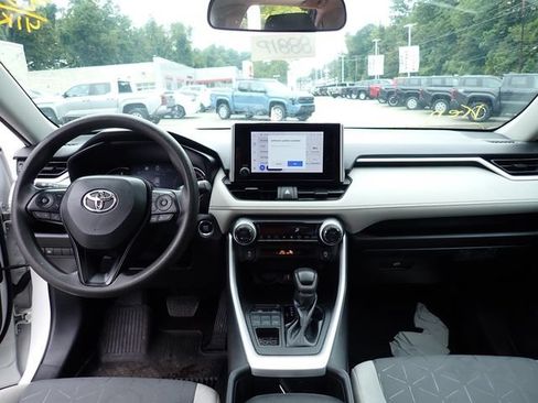 Certified 2023 Toyota RAV4 XLE w/ Convenience Package AWD/4WD image 12