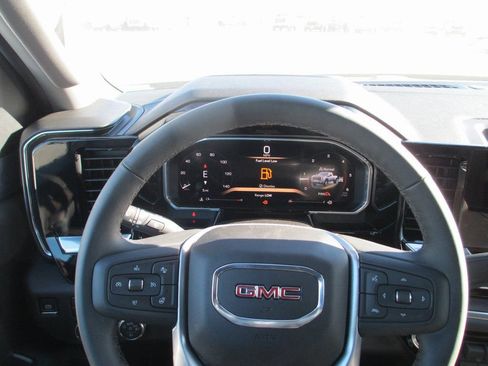 New 2026 GMC Sierra 3500 SLT w/ SLT Convenience Package image 21