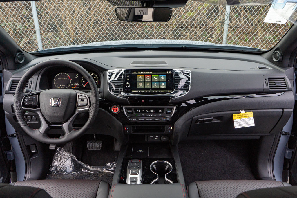 New 2026 Honda Ridgeline Black Edition image 18