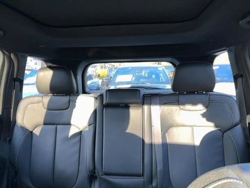 New 2026 Jeep Grand Cherokee Limited image 9