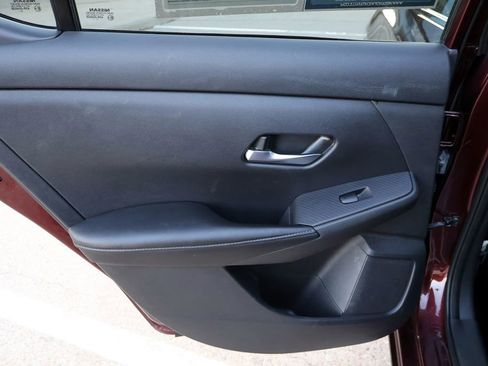 Used 2021 Nissan Sentra SV w/ Electronics Package image 11