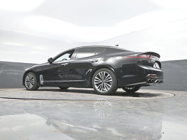 Used 2019 Kia Stinger Premium RWD image 41