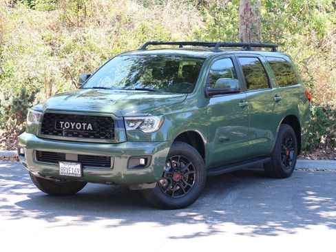 Used 2020 Toyota Sequoia TRD Pro AWD/4WD image 8