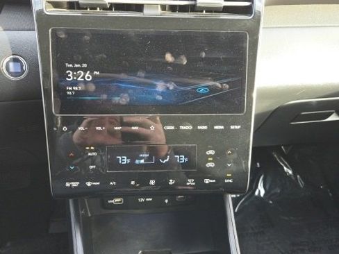 Used 2022 Hyundai Tucson Limited w/ Cargo Package image 15