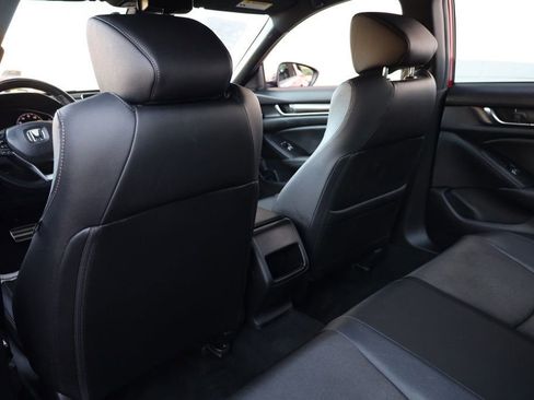 Used 2019 Honda Accord Sport image 18