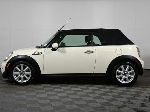 Used 2015 MINI Cooper S image 2