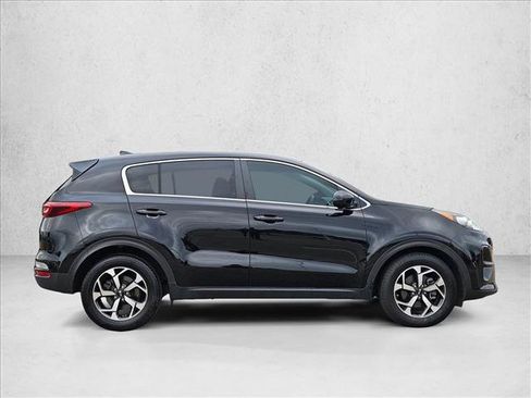 Used 2022 Kia Sportage LX FWD image 4