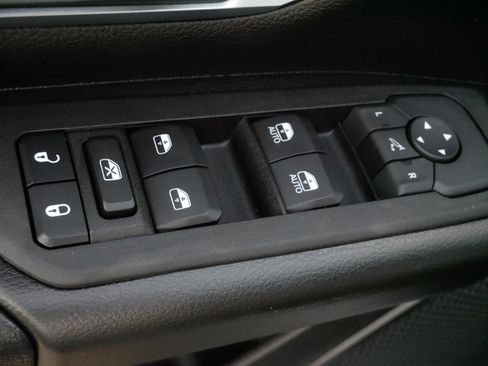 Used 2025 RAM 1500 Big Horn image 19