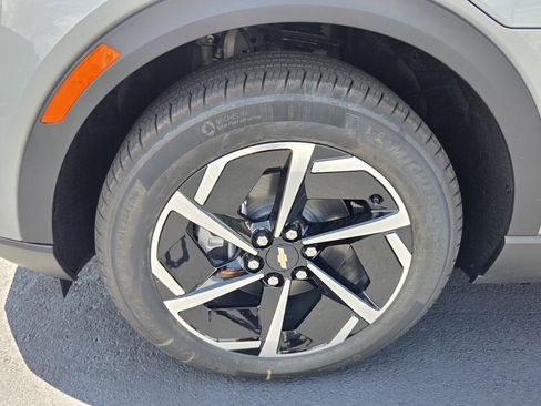 New 2026 Chevrolet Equinox EV LT FWD image 4
