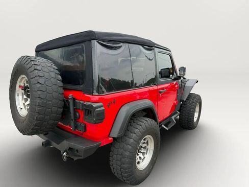Used 2021 Jeep Wrangler Sport AWD/4WD image 7