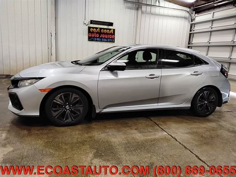 Used 2018 Honda Civic EX image 5