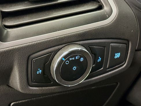 Used 2024 Ford Edge SEL image 17