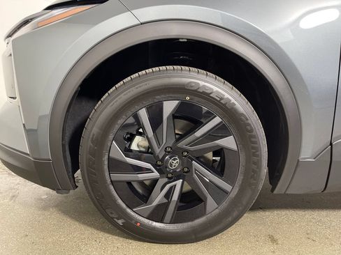 New 2026 Toyota C-HR AWD/4WD image 11