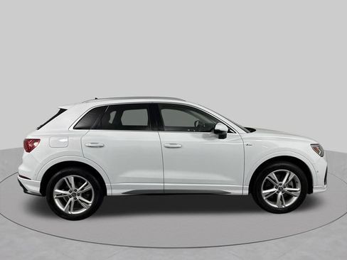 Used 2020 Audi Q3 2.0T Prestige w/ Prestige Package AWD/4WD image 37