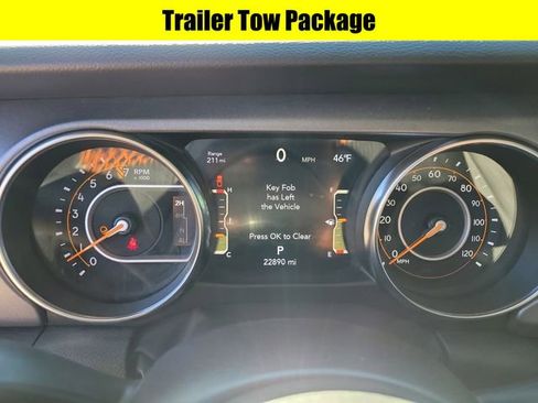 Used 2023 Jeep Gladiator Mojave w/ LED Lighting Group AWD/4WD image 13