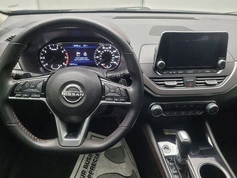 Used 2024 Nissan Altima 2.5 SR image 22