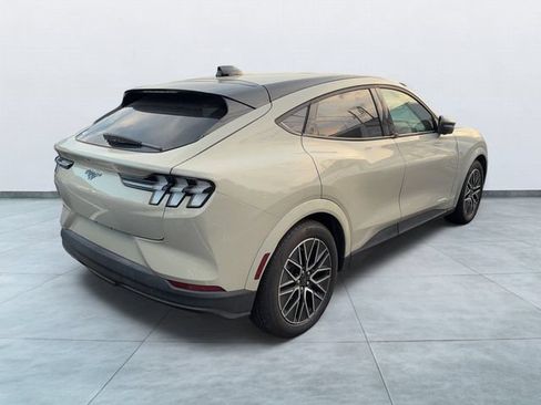 Certified 2025 Ford Mustang Mach-E Premium AWD/4WD image 5