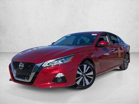 Used 2020 Nissan Altima 2.5 SL image 1