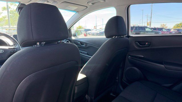 Used 2023 Hyundai Kona SEL AWD/4WD image 13
