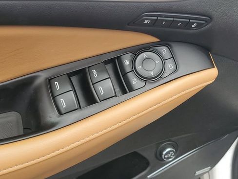 Certified 2019 Buick Enclave Premium w/ Experience Buick Package AWD/4WD image 16