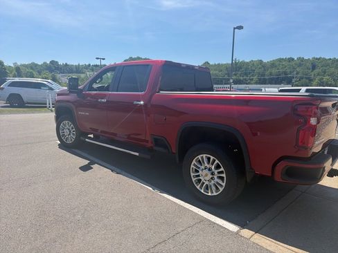 Used 2022 Chevrolet Silverado 2500 High Country w/ Z71 Off-Road Package AWD/4WD image 11