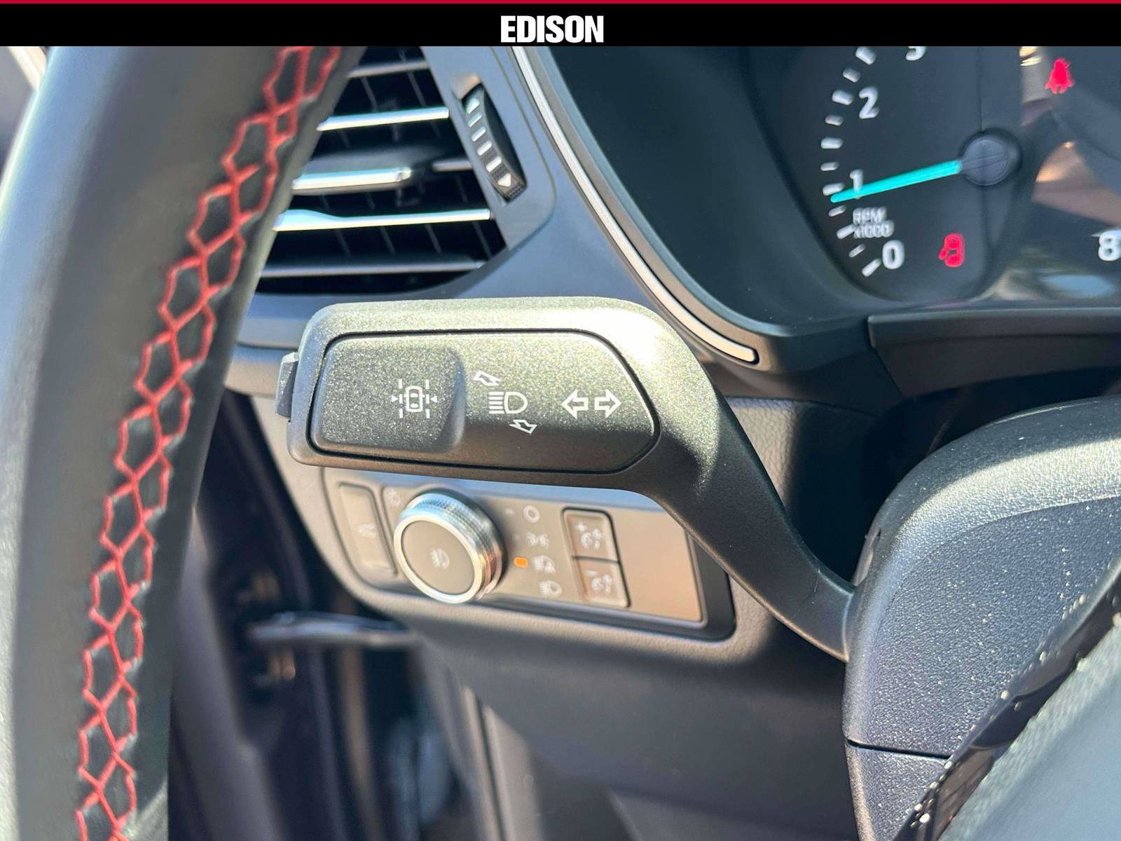 Used 2022 Ford Escape SEL w/ SEL Stealth AWD Package image 23
