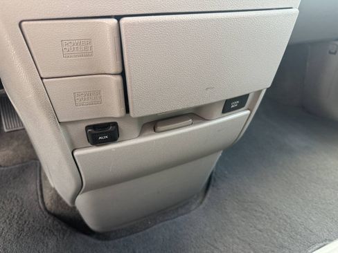 Used 2011 Honda Odyssey Touring image 28