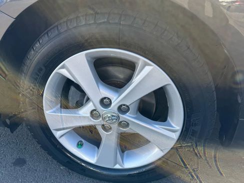 Used 2013 Toyota Corolla L image 9