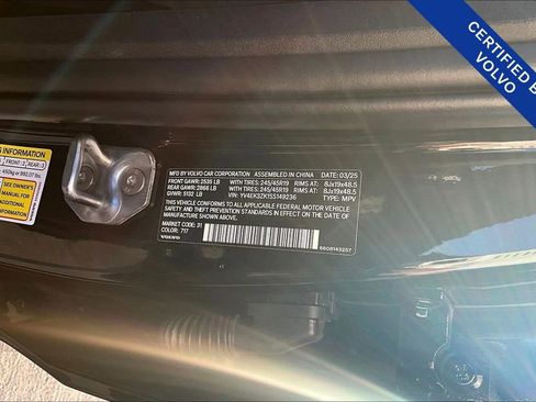 Certified 2025 Volvo EX30 Plus w/ Climate Package image 43