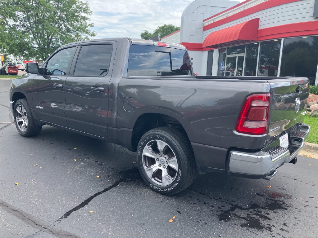 Used 2023 RAM 1500 Laramie AWD/4WD image 4