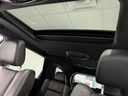 Used 2025 Dodge Durango GT AWD/4WD image 21