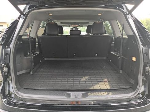 Used 2019 Toyota Highlander XLE AWD/4WD image 7