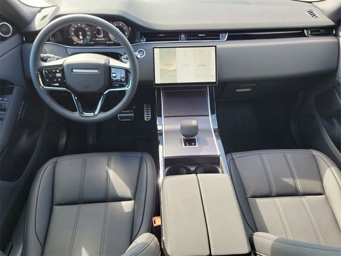 New 2026 Land Rover Range Rover Evoque Dynamic SE image 18