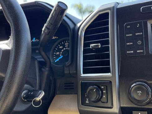 Used 2015 Ford F150 XLT w/ Equipment Group 301A Mid AWD/4WD image 32