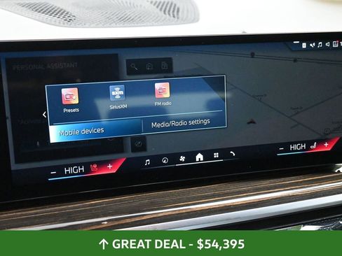 Used 2025 BMW X5 xDrive50e image 27