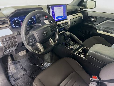 Certified 2024 Toyota Tacoma TRD Off-Road image 10