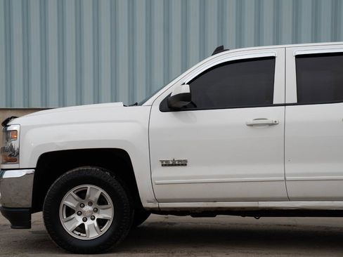 Used 2016 Chevrolet Silverado 1500 LT w/ Texas Edition image 7